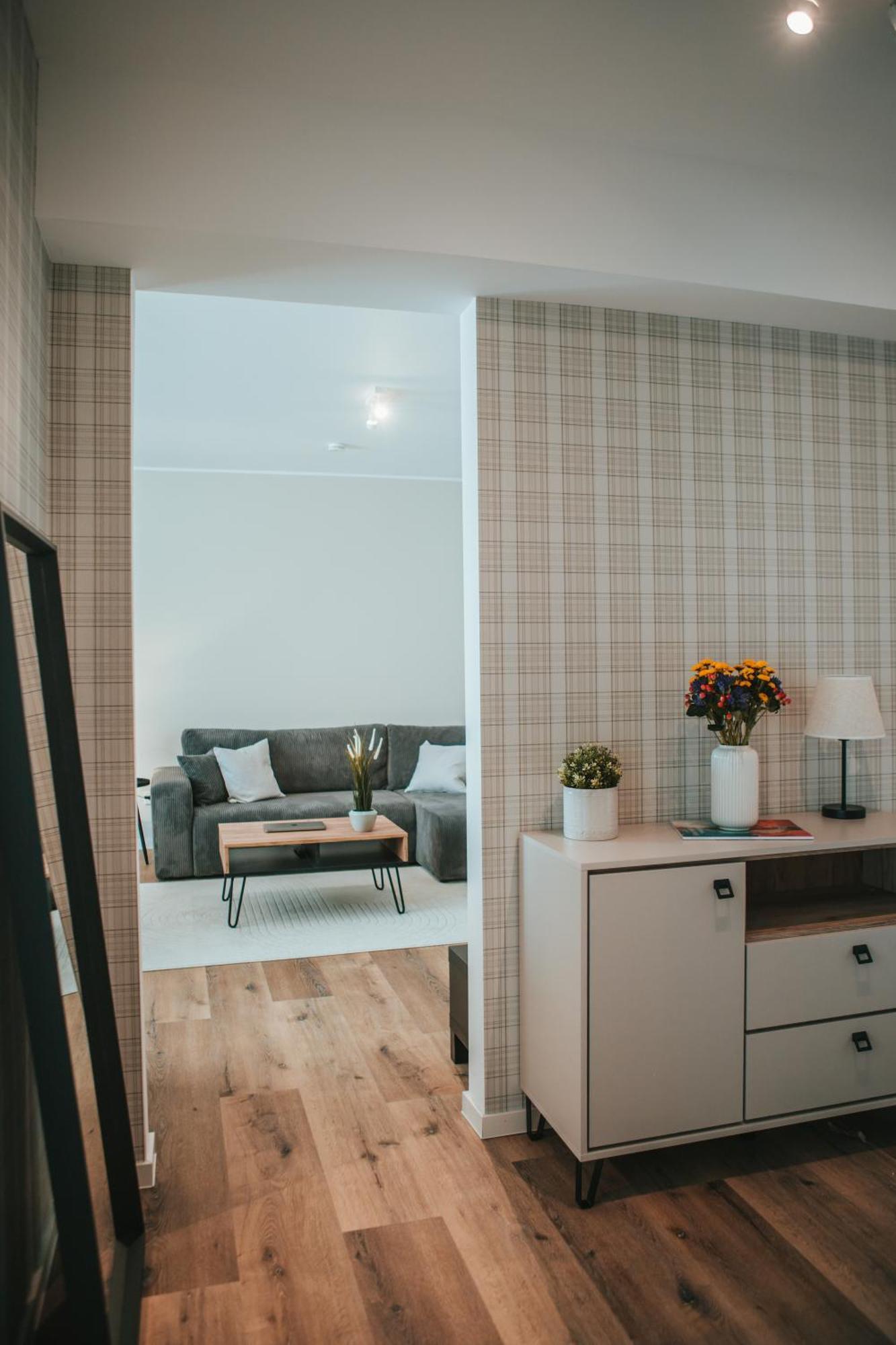 Wohnen Auf Zeit In Saarbruecken Apartment Exterior foto