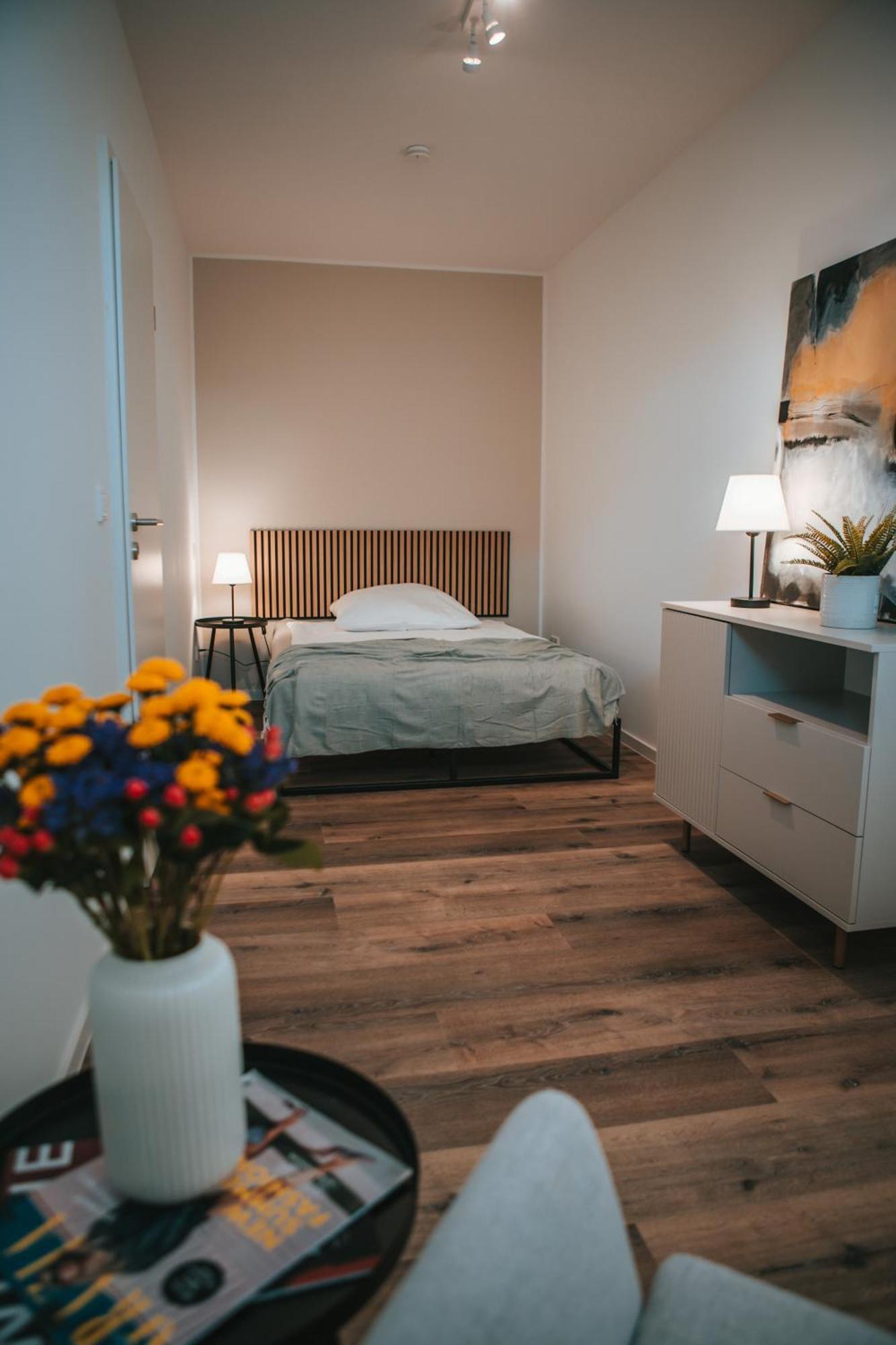 Wohnen Auf Zeit In Saarbruecken Apartment Exterior foto